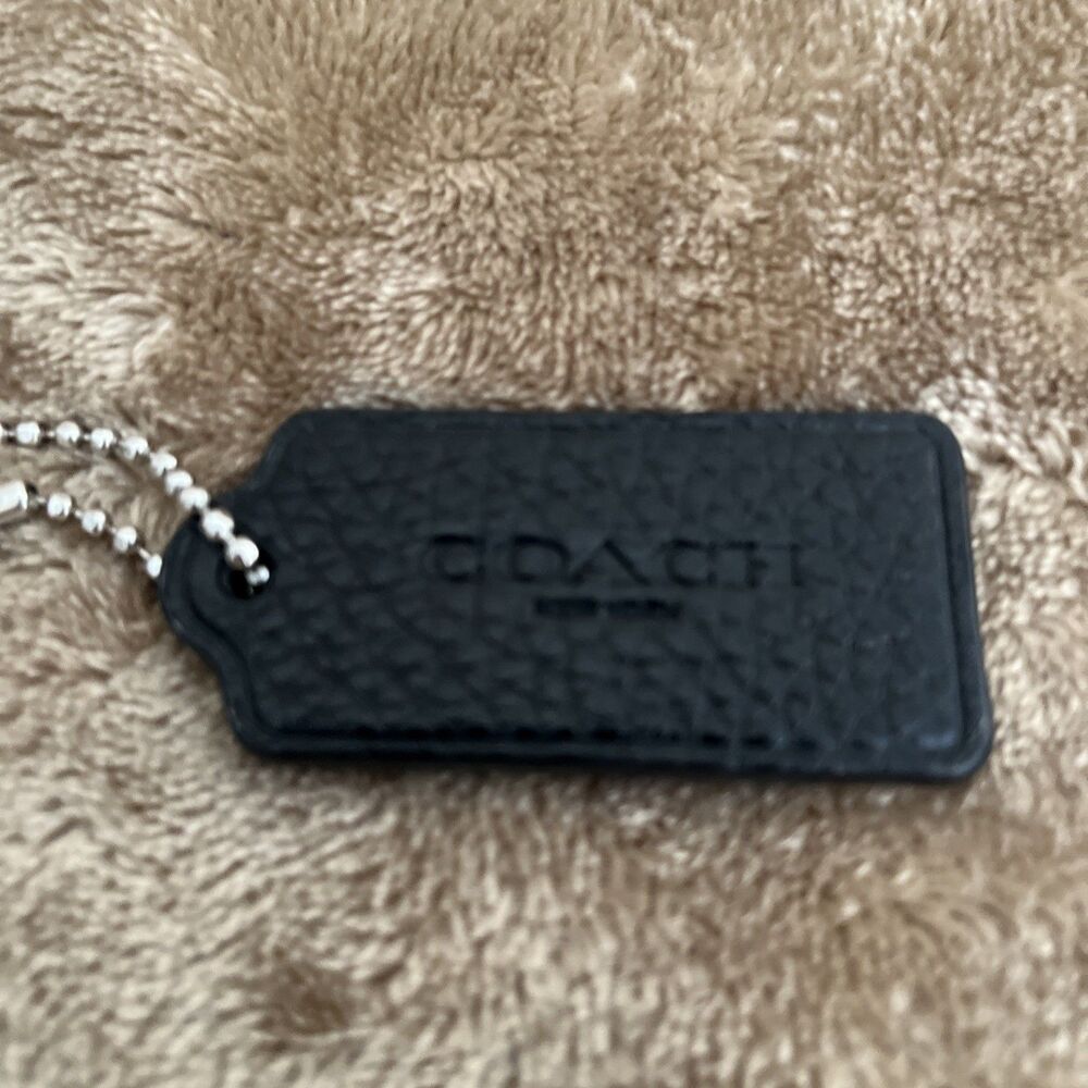 Coach Hang Tag Black Leather Silver Tone Chain Link Embossed Grained & Smooth
